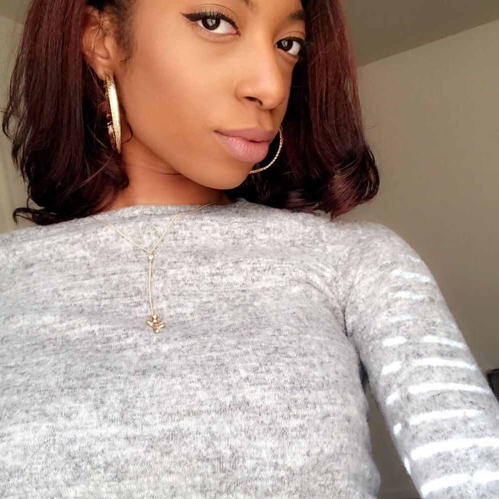 Meet your Posher, Emani